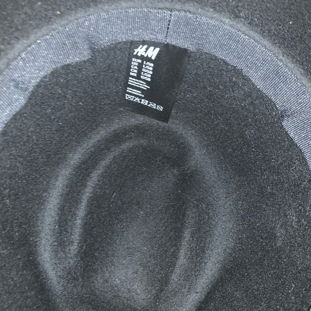 Black H&M hat - Picture 4 of 4